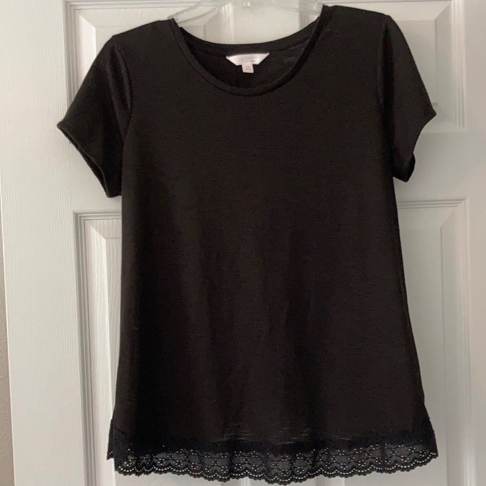 LC Lauren Conrad Black soft tee w/design back